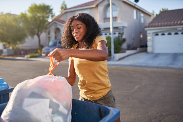 Best Yard Cleanup Services  in Shaker Heights, OH